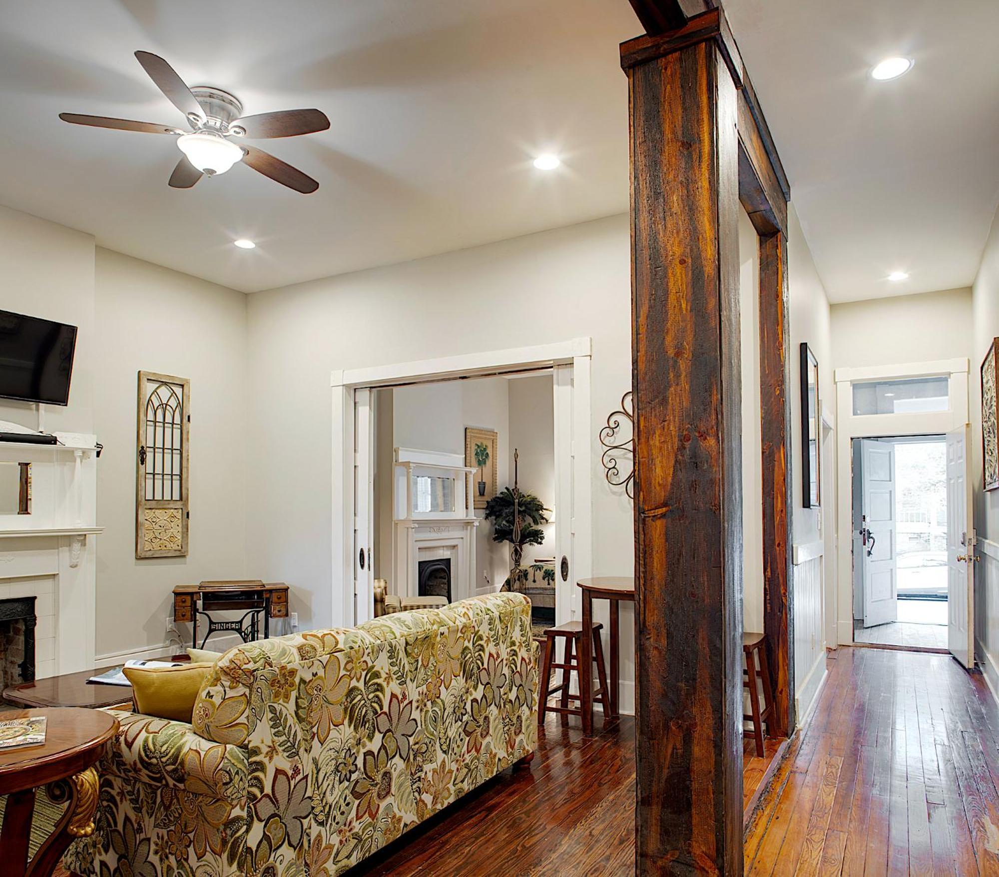 Newly Renovated Historic Savannah Townhome! Exterior foto